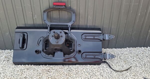 2018 - 2023 Jeep Wrangler Trunk Lid Tail Gate Hatch Take off OEM - Image 5