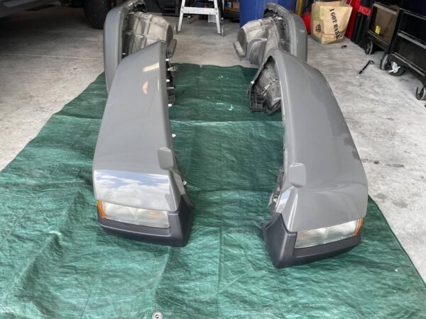 Jeep Gladiator JT set front & rear fender flares OEM Sting Grey - Image 2