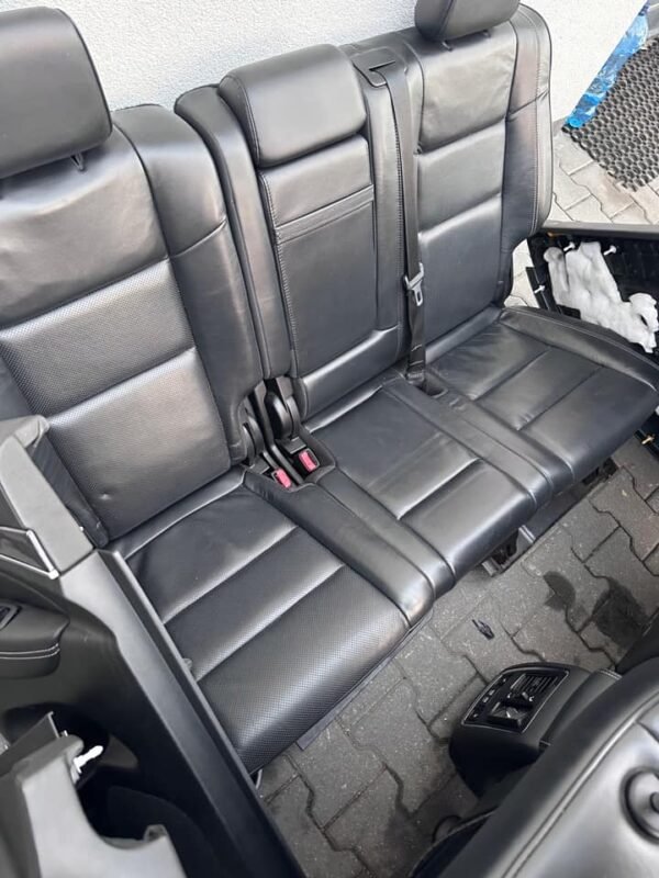 Grand Cherokee WK2 Lift Overland Leather Seat Set - Image 3