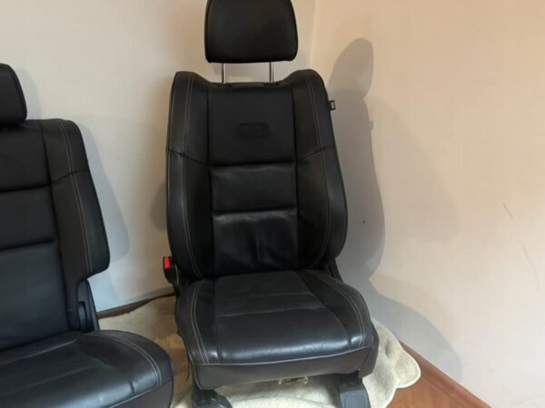 Jeep Grand Cherokee WK2 Seat Set Overland - Image 2